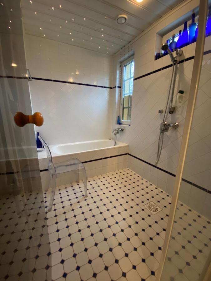 Room In Villa Emilia Espoo Dış mekan fotoğraf